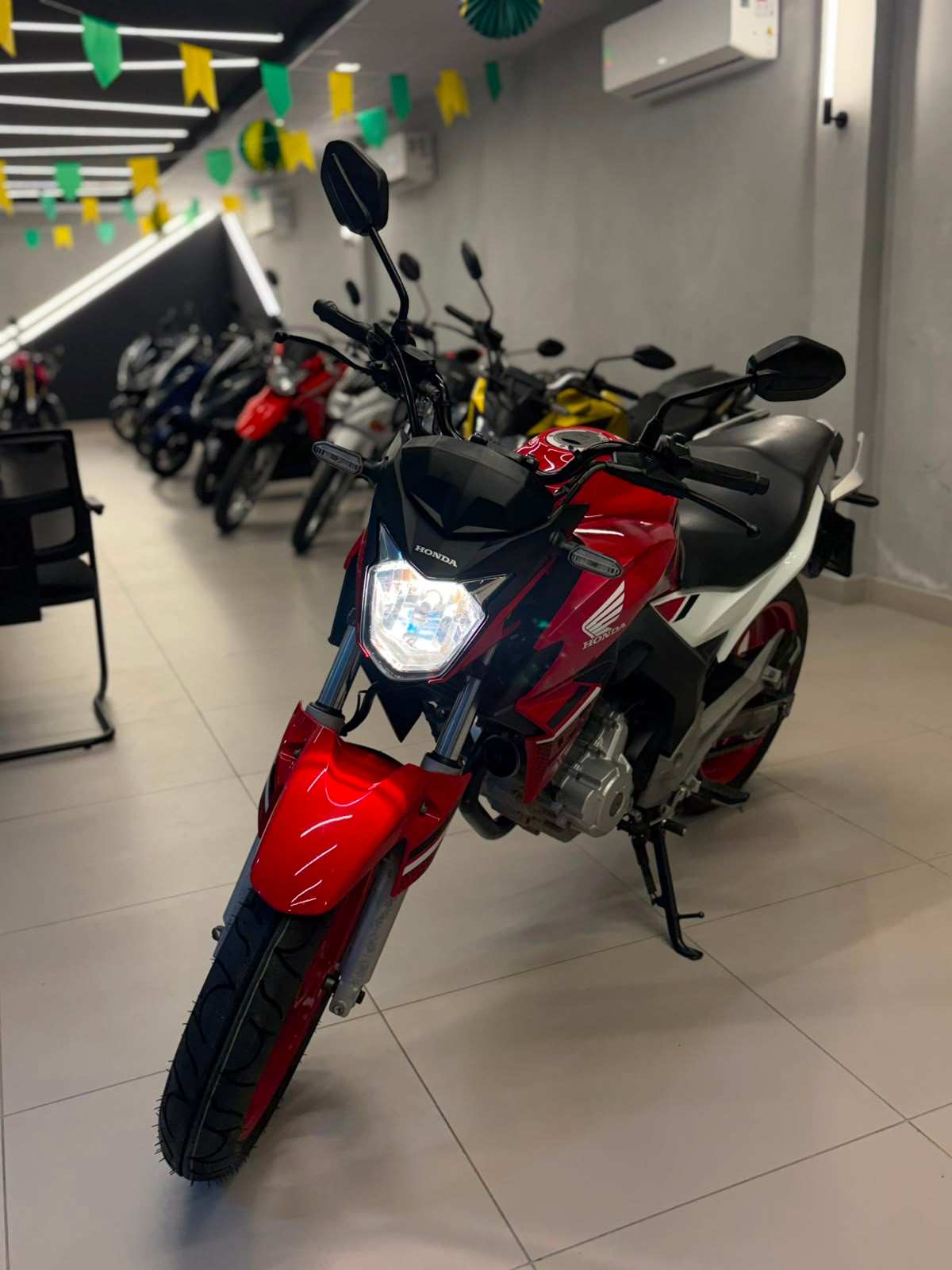 CB 250F TWITER ABS - 1